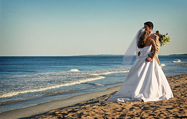 Bad Digital Photography = Blue Wedding Dress